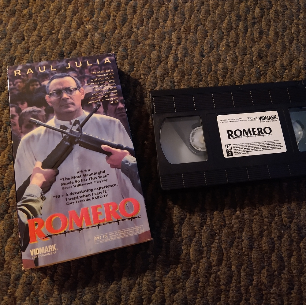 Vintage 90's Romero Raul Julia VHS Tape UNTESTED
